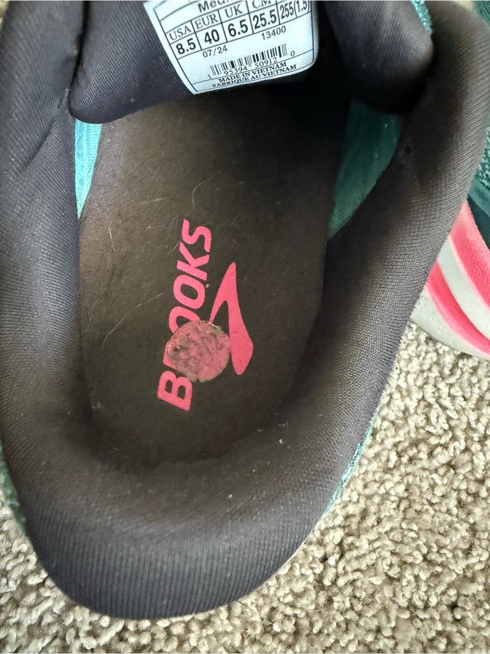 Brooks Women's Teal and Pink Athletic Running Shoes - Picture 7 of 16